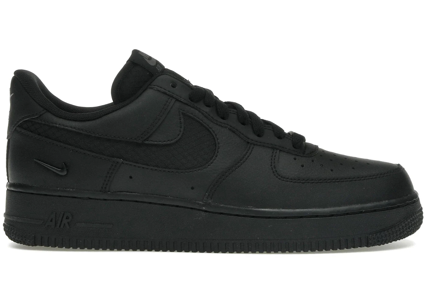 Nike Air Force 1 Low SE Triple Black Ripstop