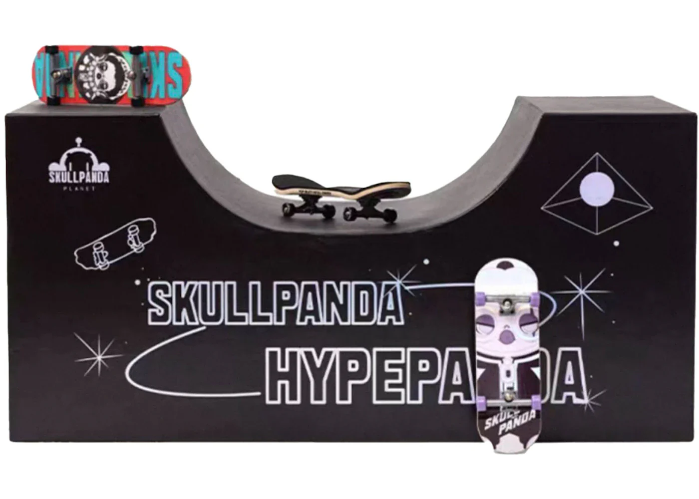 Pop Mart SKULLPANDA Hypepanda Series Fingerboard Sealed Case (12 Blind Box)
